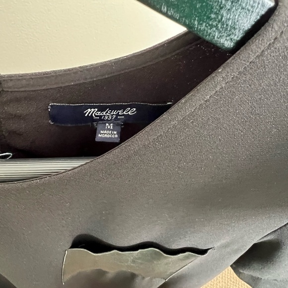 Madewell black T-shirt dress with leather pocket - Picture 4 of 6